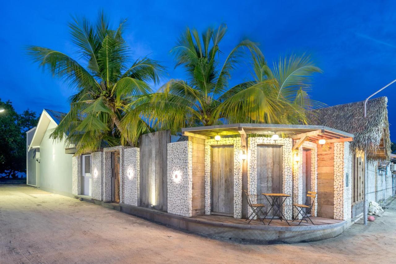 Brickwood Rasdhoo- Beach Front Esterno foto