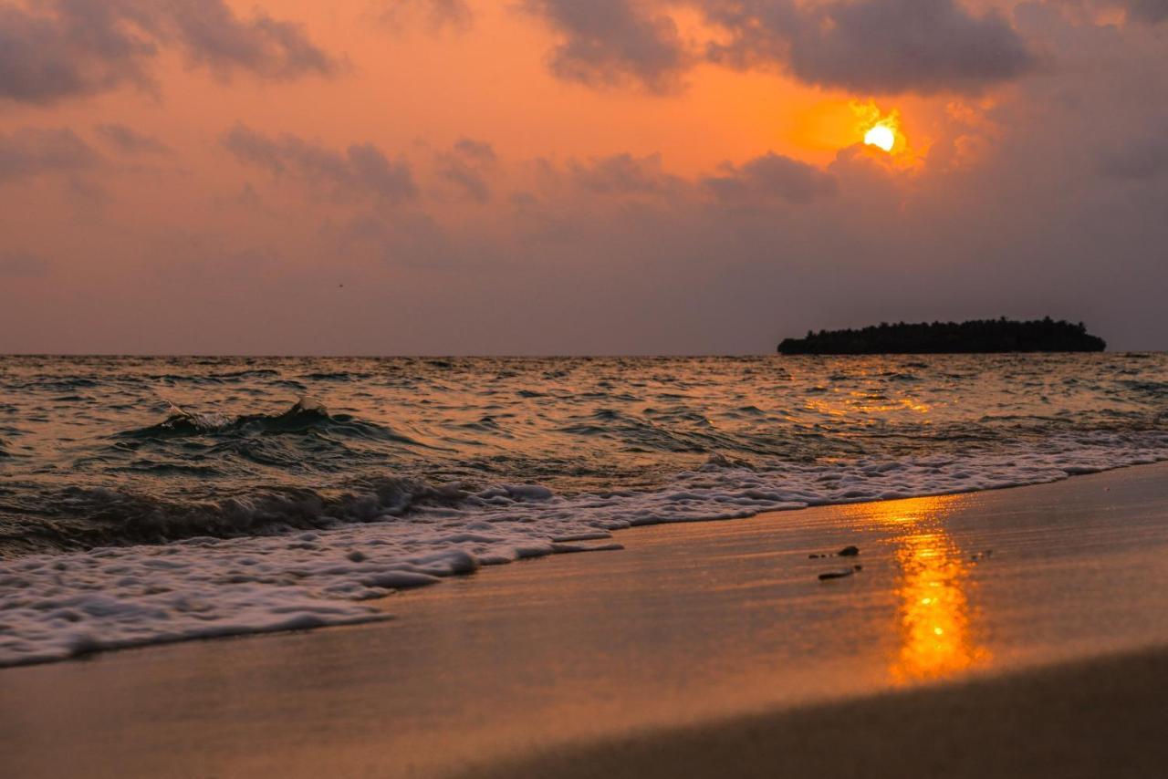 Brickwood Rasdhoo- Beach Front Esterno foto