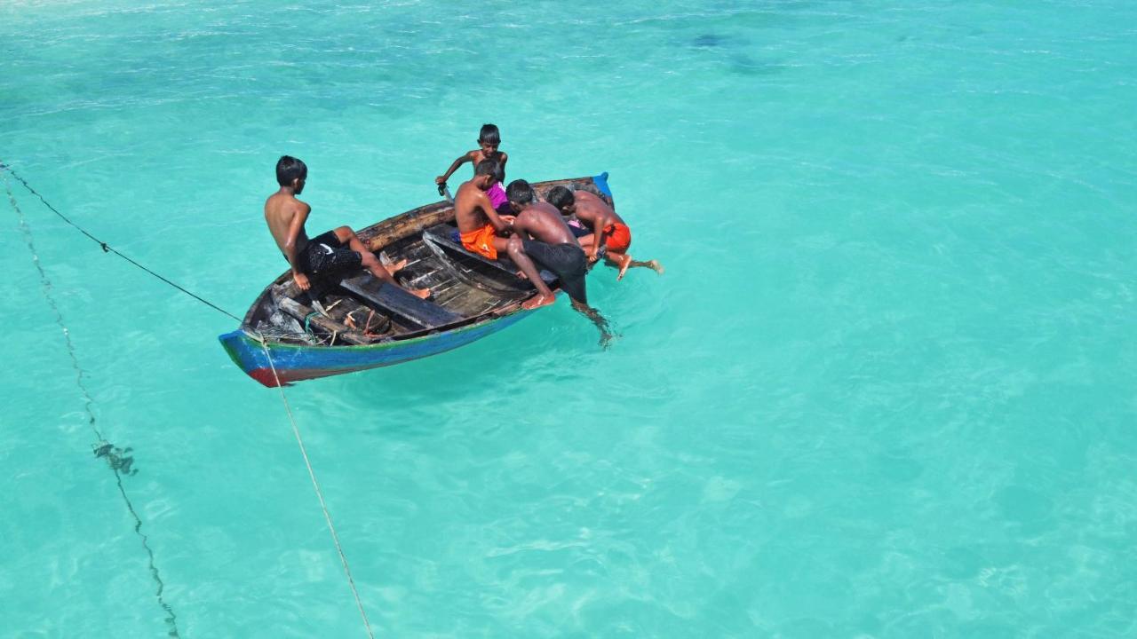 Brickwood Rasdhoo- Beach Front Esterno foto
