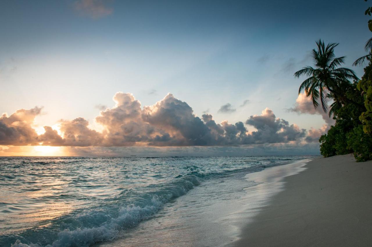 Brickwood Rasdhoo- Beach Front Esterno foto