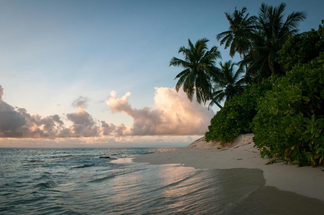 Brickwood Rasdhoo- Beach Front Esterno foto