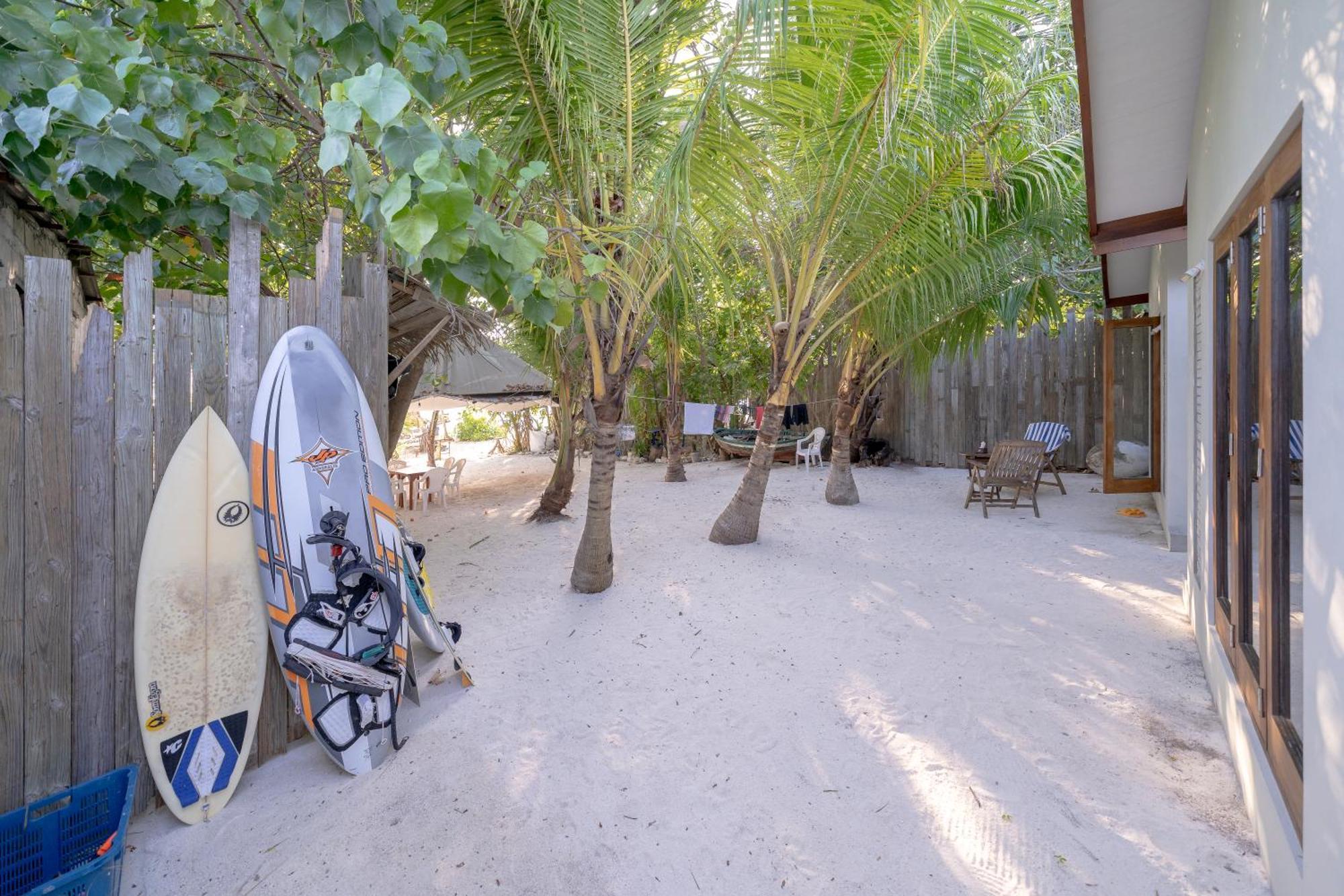 Brickwood Rasdhoo- Beach Front Esterno foto